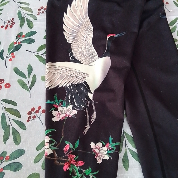 Amazing Sports Yoga Pants - Picture 4 of 10